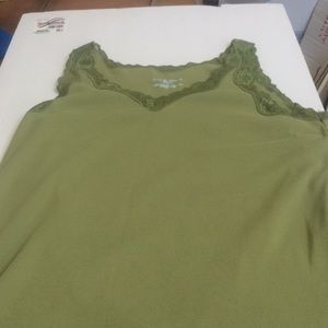 Ladies lace trim Karen Scott tank top medium